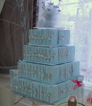 wedding cake box.jpg